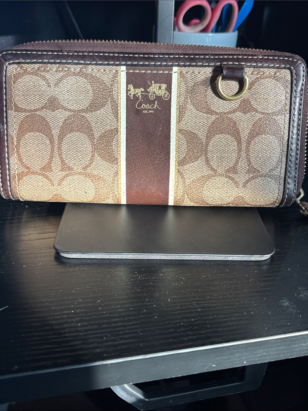 Coach Brown Signature heritage, stripe, accordion zip wallet - Picture 16 of 16